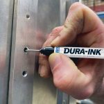 Marker cu cerneală permanentă cu micro-vârf prelungit DURA-INK 5